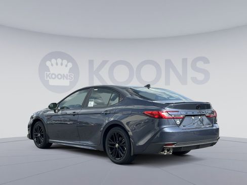 New 2026 Toyota Camry SE image 2