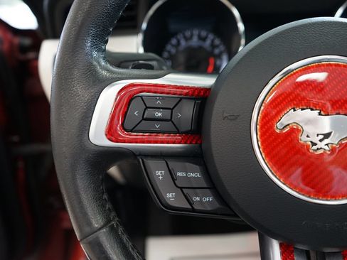 Used 2015 Ford Mustang Premium RWD image 37