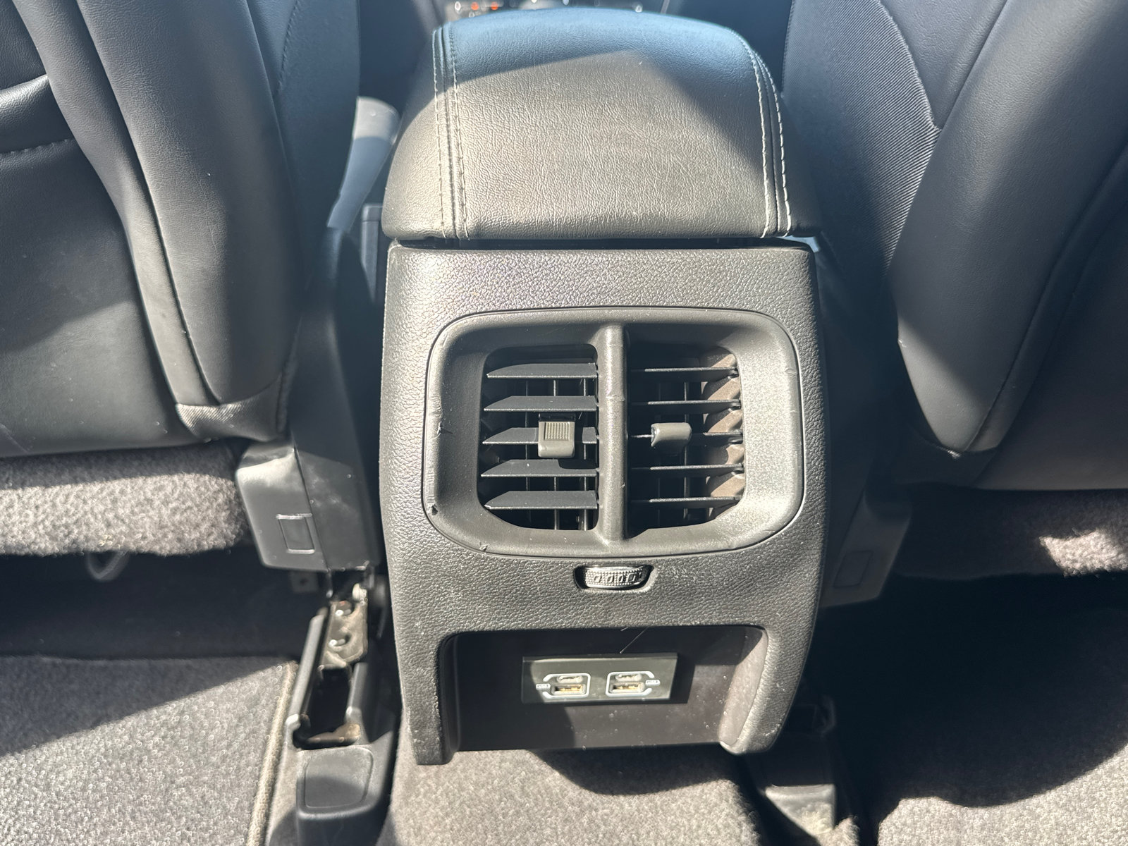 Used 2021 Jeep Cherokee Latitude Lux AWD/4WD image 7