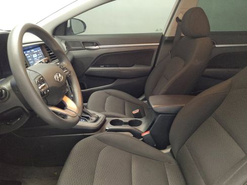 Used 2019 Hyundai Elantra SEL w/ Cargo Package image 17