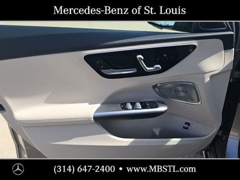 Used 2024 Mercedes-Benz C 300 Sedan image 14
