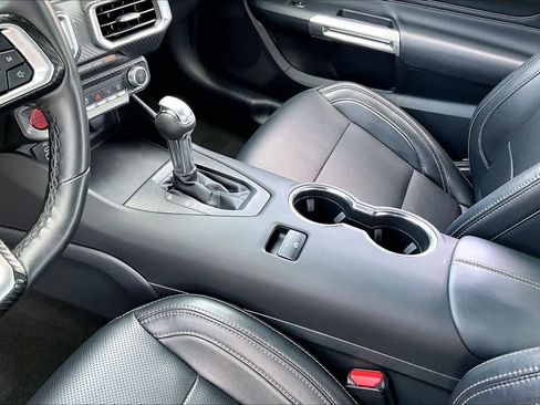Used 2025 Ford Mustang Premium RWD image 13