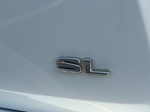 Used 2015 Nissan Pathfinder SL w/ SL Premium Package FWD image 10