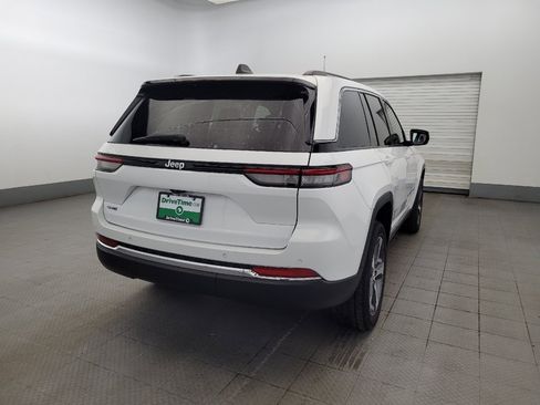 Used 2023 Jeep Grand Cherokee 4WD 4xe image 7
