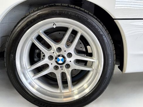 Used 1997 BMW 850Ci image 27