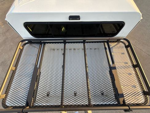 Used 2001 HUMMER H1 4-Door Hard Top image 31