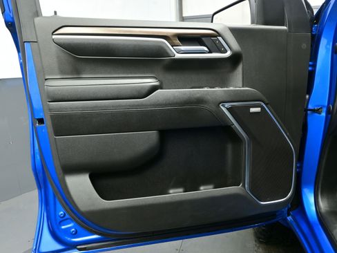 Used 2022 Chevrolet Silverado 1500 RST image 9