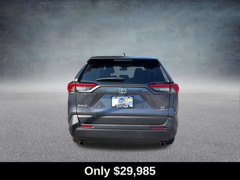 Used 2025 Toyota RAV4 LE AWD/4WD image 4