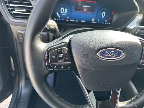 Used 2025 Ford Escape Platinum image 20