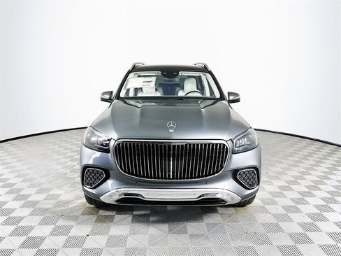 New 2026 Mercedes-Benz Maybach GLS 600 4MATIC image 2