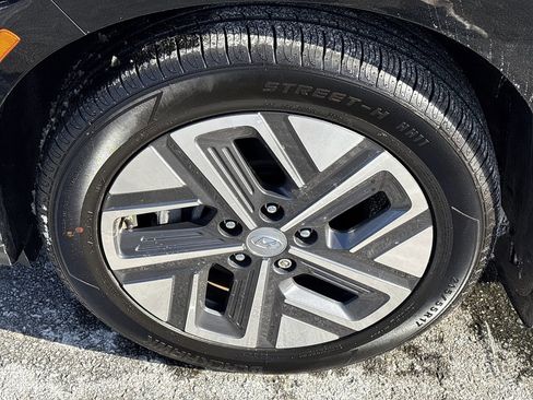 Certified 2023 Hyundai Kona Limited w/ Cargo Package image 10