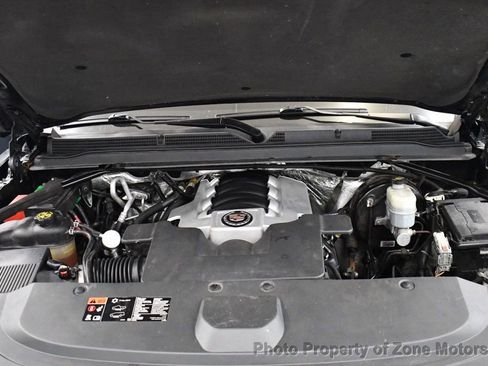 Used 2015 Cadillac Escalade Premium image 60