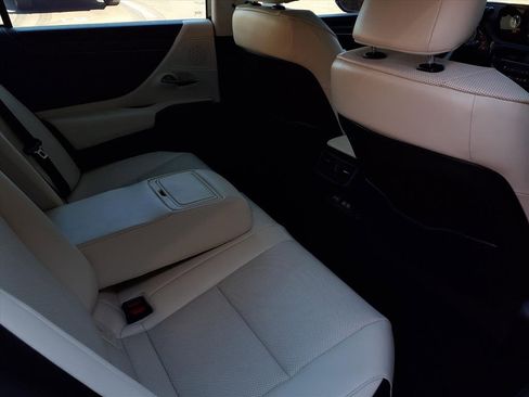 Used 2022 Lexus ES 300h 300h image 22