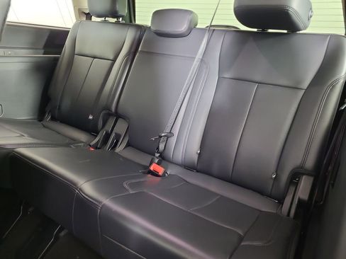Used 2024 Ford Expedition XLT AWD/4WD image 21