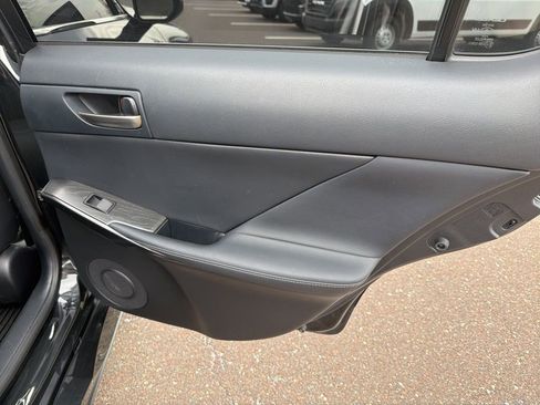 Used 2023 Lexus IS 300 AWD w/ Premium Package image 9