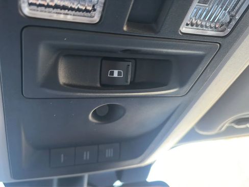 Used 2017 RAM 1500 Laramie w/ Convenience Group image 29