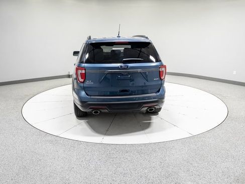 Used 2019 Ford Explorer XLT w/ Equipment Group 202A AWD/4WD image 34