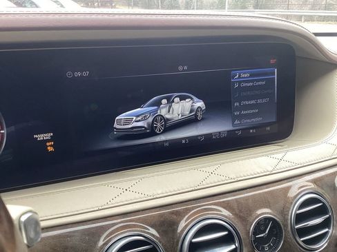 Used 2018 Mercedes-Benz S 560 4MATIC Sedan image 6