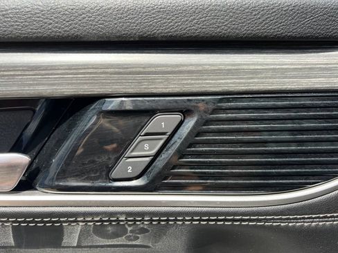 Used 2023 Jeep Wagoneer Series II w/ Premium Group I RWD image 27