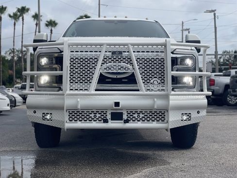 Used 2023 Ford F350 Lariat w/ Lariat Ultimate Package AWD/4WD image 7