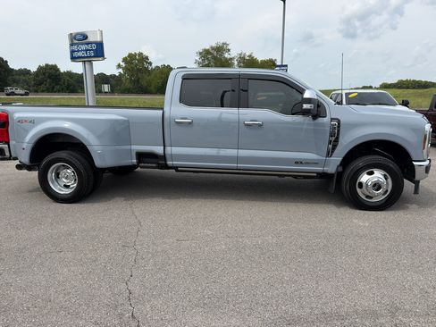 Used 2024 Ford F350 Lariat w/ Lariat Ultimate Package AWD/4WD image 4