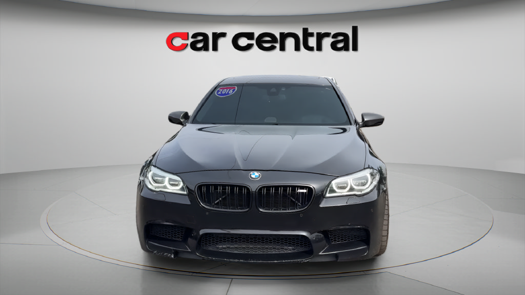 Used 2016 BMW M5 RWD image 8