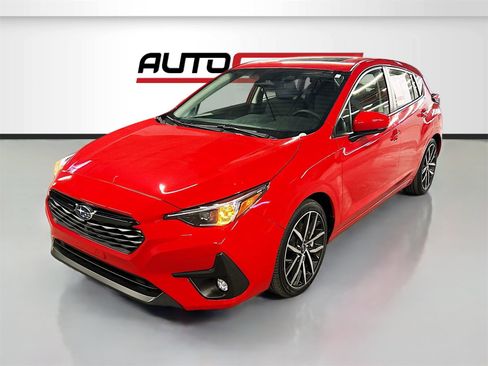 Used 2024 Subaru Impreza 2.0i Sport image 3