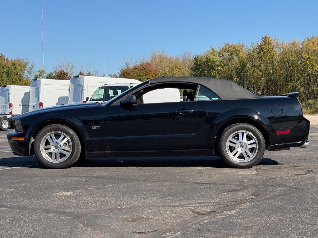 Used 2005 Ford Mustang GT Premium RWD image 5