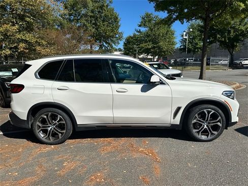 Used 2022 BMW X5 sDrive40i w/ Parking Assistance Package image 8