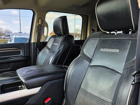 Used 2022 RAM 3500 Laramie image 12