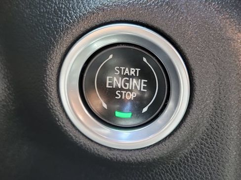 Used 2022 Chevrolet Silverado 1500 RST AWD/4WD image 11