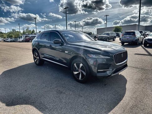 Used 2021 Jaguar F-PACE S image 11