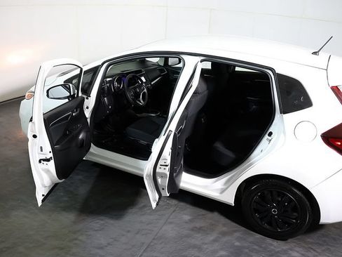 Used 2016 Honda Fit LX image 5