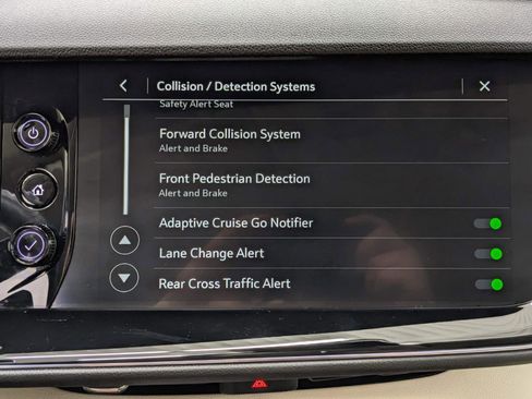 Used 2023 Buick Envision Avenir image 20