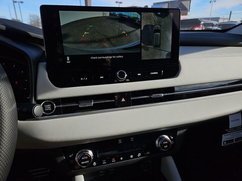 New 2026 Mitsubishi Outlander SEL image 25