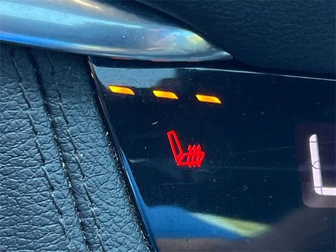 Used 2021 Cadillac XT5 Premium Luxury image 29