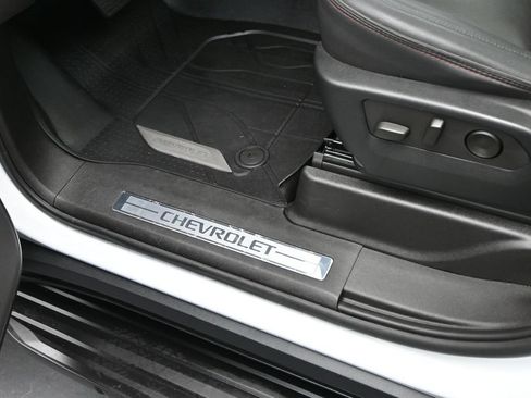 Used 2023 Chevrolet Suburban RST w/ Luxury Package AWD/4WD image 14