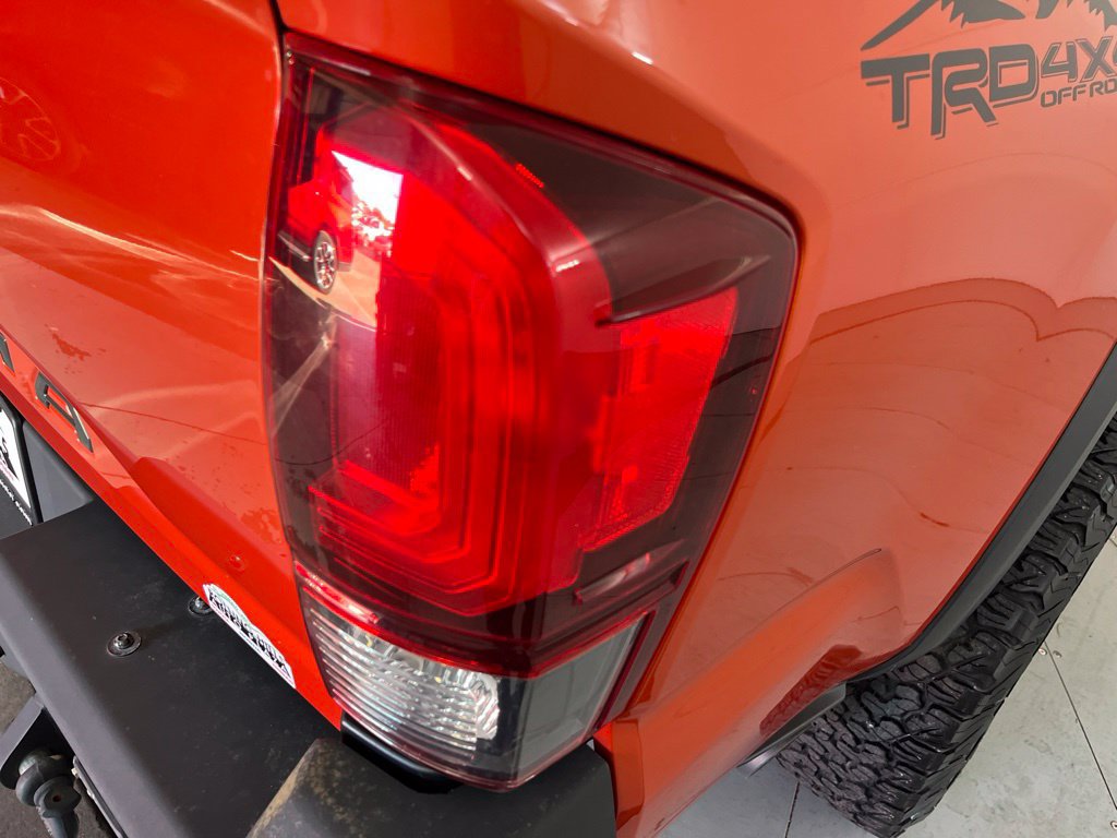 Used 2018 Toyota Tacoma TRD Off-Road AWD/4WD image 48