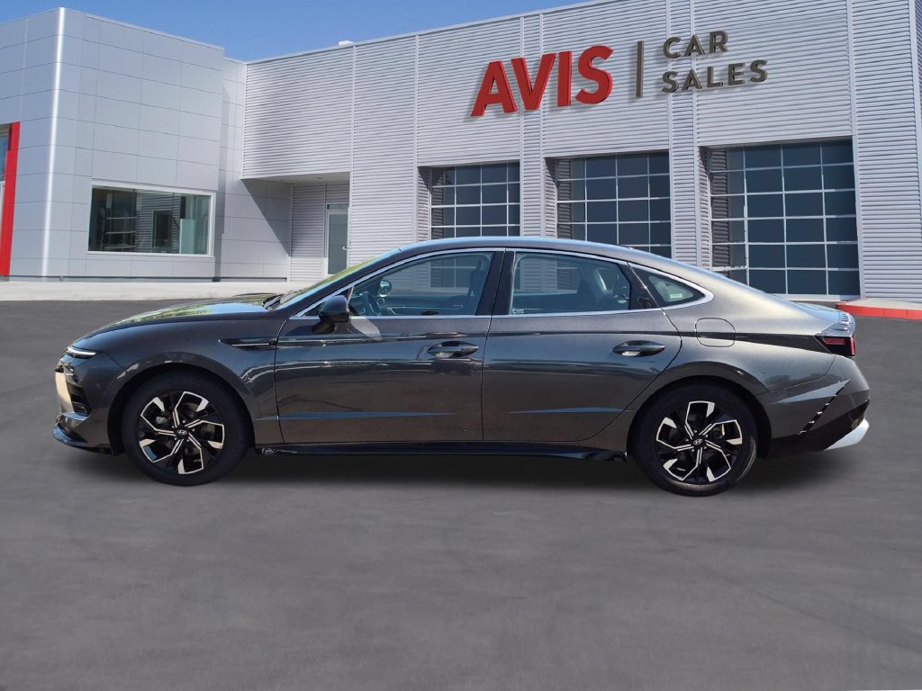 Used 2025 Hyundai Sonata SEL FWD image 10