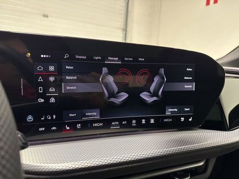 Used 2025 Audi SQ5 Premium Plus image 22