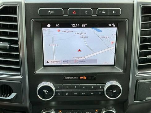 Used 2019 Ford Expedition Platinum RWD image 27