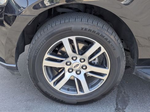Used 2024 Ford Expedition Max Limited AWD/4WD image 13