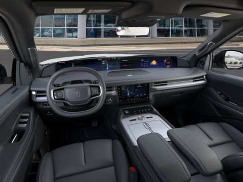 New 2026 Lincoln Navigator Reserve AWD/4WD image 9
