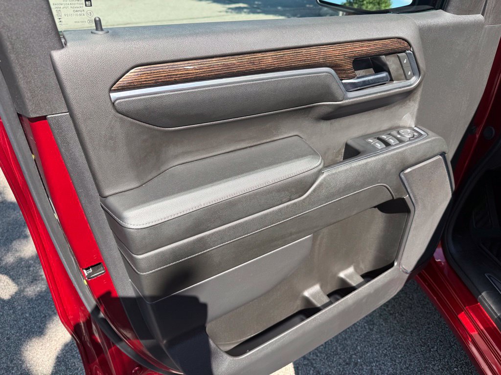 Used 2024 GMC Sierra 1500 Elevation AWD/4WD image 13