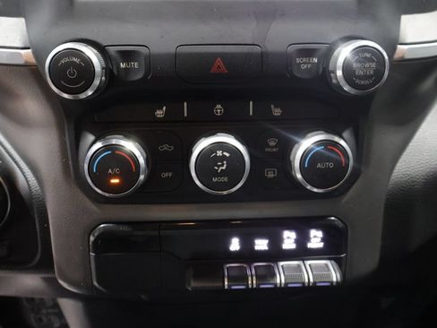 Used 2019 RAM 1500 Big Horn AWD/4WD image 33