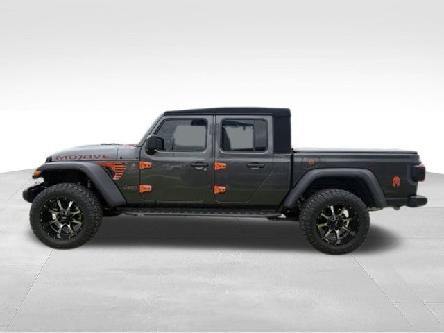 Used 2024 Jeep Gladiator Mojave w/ Convenience Group AWD/4WD image 5