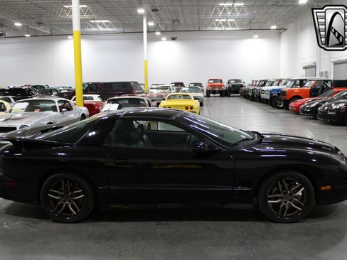 Used 1999 Pontiac Firebird Formula image 4