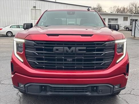 Used 2022 GMC Sierra 1500 Elevation w/ Elevation Premium Package image 4