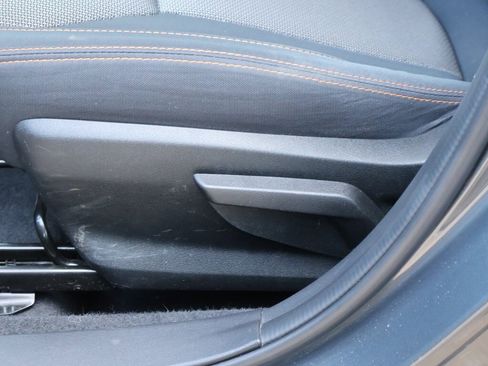 Used 2021 Subaru Crosstrek 2.0i Premium image 24