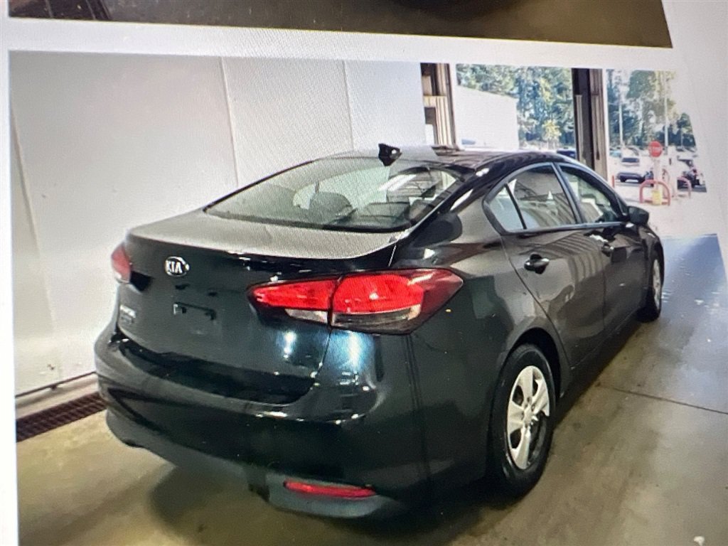 Used 2018 Kia Forte LX w/ LX Popular Package FWD image 4